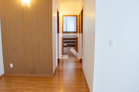 Corredor Sala de apartamento à venda com 3 quartos, 87m² em Vila Brandina, Campinas