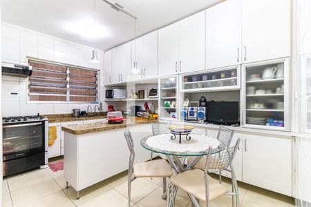 Cozinha/Copa de casa à venda com 4 quartos, 207m² em Vila Campo Grande, São Paulo