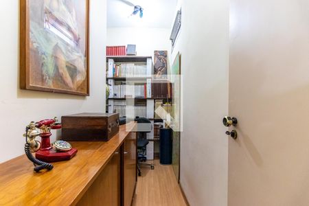 Escritório de casa à venda com 4 quartos, 207m² em Vila Campo Grande, São Paulo