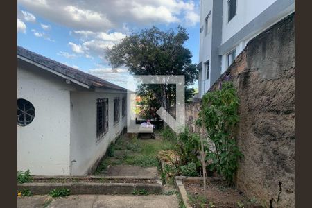 Casa à venda com 3 quartos, 180m² em Centro, Contagem