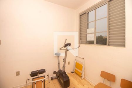 Quarto 1 de apartamento para alugar com 2 quartos, 70m² em Rubem Berta, Porto Alegre