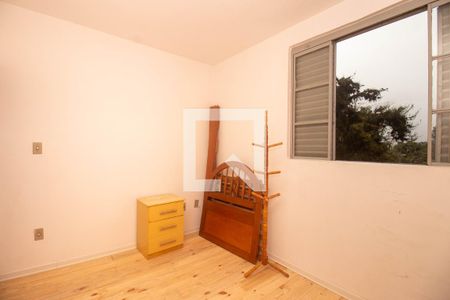 Quarto 2 de apartamento para alugar com 2 quartos, 70m² em Rubem Berta, Porto Alegre