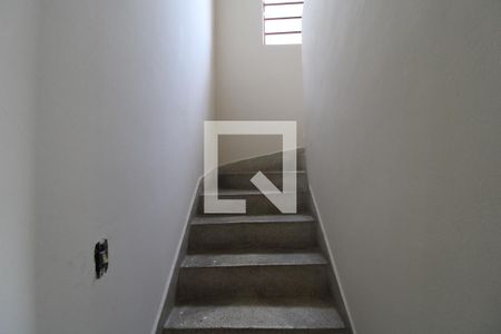 Escada de casa à venda com 3 quartos, 120m² em Vila Constancia, São Paulo