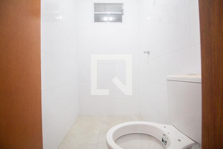 banheiro de apartamento à venda com 2 quartos, 32m² em Vila Gustavo, São Paulo