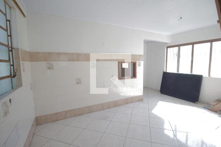 Sala 2 c 1 de casa à venda com 7 quartos, 150m² em Mathias Velho, Canoas