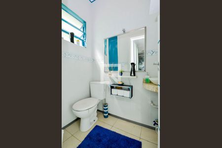 Lavabo  de casa à venda com 3 quartos, 210m² em Jardim Vila Galvão, Guarulhos