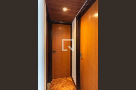 Corredor de apartamento à venda com 2 quartos, 57m² em São Cristóvão, Rio de Janeiro