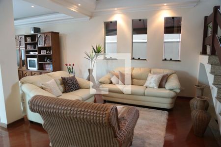Sala de casa à venda com 4 quartos, 366m² em City Bussocaba, Osasco