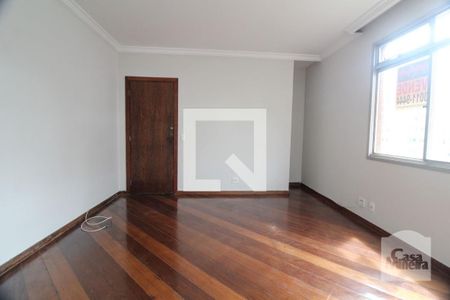 Apartamento à venda com 85m², 3 quartos e 1 vagaSala