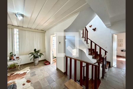 Escada de apartamento à venda com 4 quartos, 280m² em Sion, Belo Horizonte