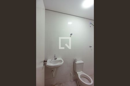 Banheiro de kitnet/studio à venda com 1 quarto, 28m² em Vila Anadir, São Paulo