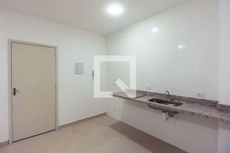 Cozinha de kitnet/studio à venda com 1 quarto, 28m² em Vila Anadir, São Paulo