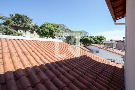 Vista da sala 2 de casa à venda com 4 quartos, 105m² em Santa Monica, Belo Horizonte