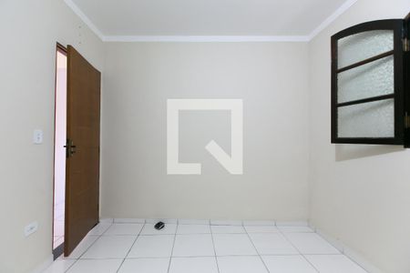 Quarto de casa para alugar com 1 quarto, 60m² em Vila Carmosina, São Paulo