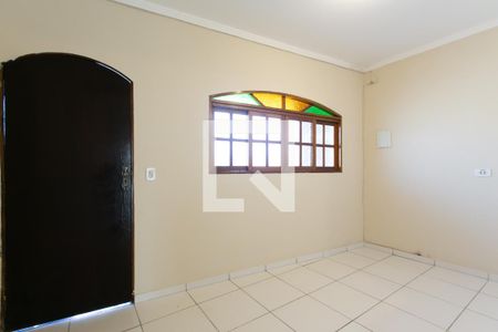 Sala de casa para alugar com 1 quarto, 60m² em Vila Carmosina, São Paulo