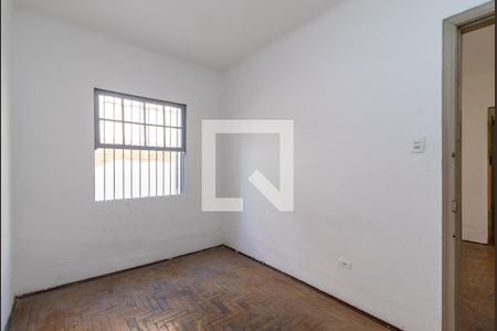 Quarto 1 de casa para alugar com 2 quartos, 100m² em Santa Teresinha, São Paulo