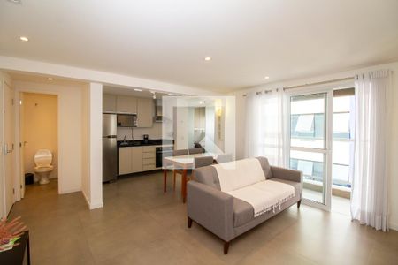 Sala/Cozinha de apartamento para alugar com 1 quarto, 57m² em Vila Madalena, São Paulo