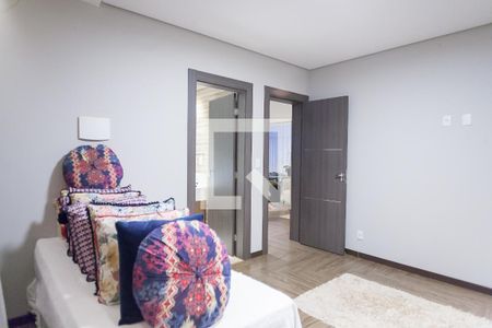 Casa de condomínio à venda com 479m², 3 quartos e 4 vagas Casa de condomínio à venda com 479m², 3 quartos e 4 vagassuite 2