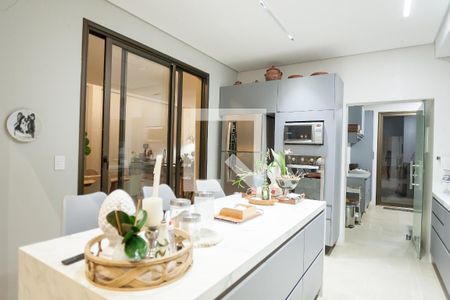 Casa de condomínio à venda com 479m², 3 quartos e 4 vagas Casa de condomínio à venda com 479m², 3 quartos e 4 vagascozinha