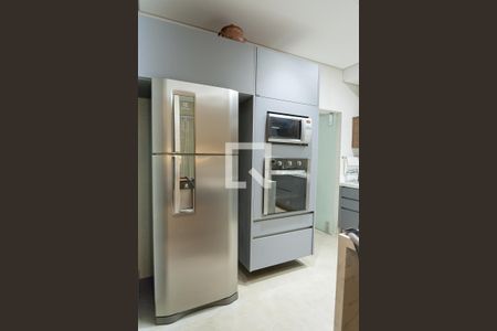 Casa de condomínio à venda com 479m², 3 quartos e 4 vagas Casa de condomínio à venda com 479m², 3 quartos e 4 vagascozinha