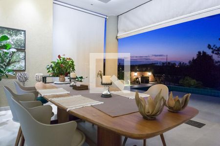 Casa de condomínio à venda com 479m², 3 quartos e 4 vagas Casa de condomínio à venda com 479m², 3 quartos e 4 vagasChurrasqueira