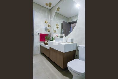 Casa de condomínio à venda com 479m², 3 quartos e 4 vagas Casa de condomínio à venda com 479m², 3 quartos e 4 vagasLavabo