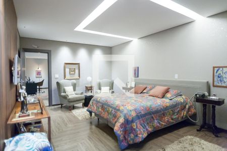 Casa de condomínio à venda com 479m², 3 quartos e 4 vagas Casa de condomínio à venda com 479m², 3 quartos e 4 vagassuite 1