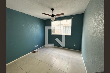 Sala de apartamento à venda com 2 quartos, 42m² em Mato Grande, Canoas