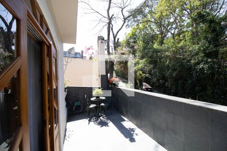 Sacada Sala de casa para alugar com 3 quartos, 126m² em Jardim Peri Peri, São Paulo