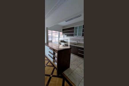 Cozinha de apartamento à venda com 3 quartos, 90m² em Menino Deus, Porto Alegre