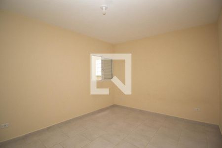 Quarto 1 de kitnet/studio para alugar com 2 quartos, 70m² em Vila Zat, São Paulo