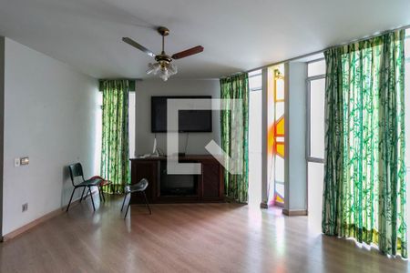 Sala de casa à venda com 5 quartos, 461m² em Concórdia, Belo Horizonte