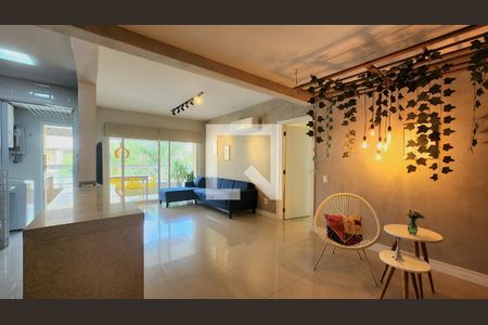 Sala de Estar de apartamento para alugar com 3 quartos, 97m² em Campeche, Florianópolis