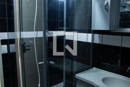 Suíte - Quarto 1 de apartamento para alugar com 3 quartos, 70m² em Vila Itapura, Campinas