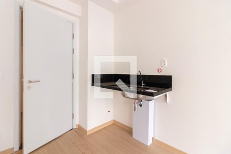 Cozinha de kitnet/studio à venda com 1 quarto, 27m² em Pompeia, São Paulo