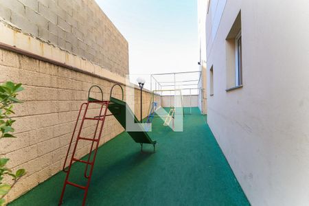 Apartamento à venda com 64m², 2 quartos e 1 vaga Apartamento à venda com 64m², 2 quartos e 1 vagaÁrea comum - Playground