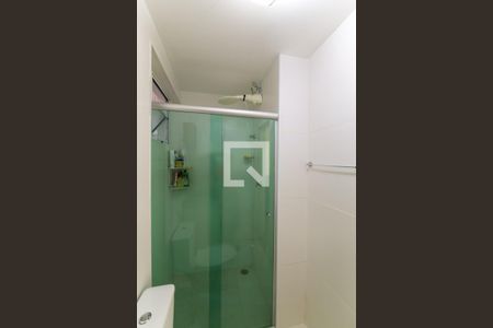 Apartamento à venda com 64m², 2 quartos e 1 vaga Apartamento à venda com 64m², 2 quartos e 1 vagaBanheiro Social