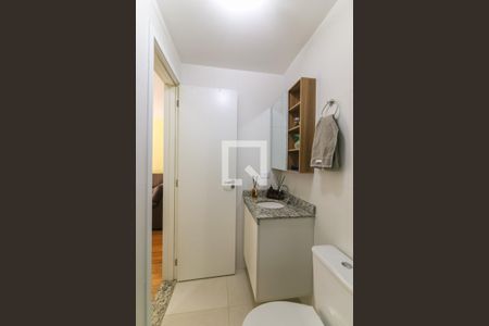 Apartamento à venda com 64m², 2 quartos e 1 vaga Apartamento à venda com 64m², 2 quartos e 1 vagaBanheiro Social