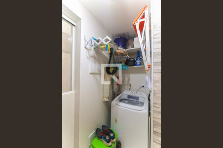 Apartamento à venda com 64m², 2 quartos e 1 vaga Apartamento à venda com 64m², 2 quartos e 1 vagaÁrea de Serviço