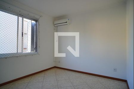 Quarto 2 de apartamento para alugar com 3 quartos, 74m² em Passo da Areia, Porto Alegre