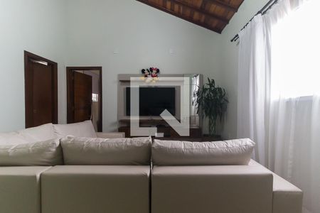 Sala de casa para alugar com 4 quartos, 172m² em Vila Rei, Mogi das Cruzes