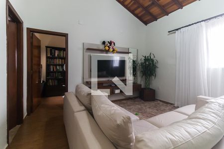 Sala de casa para alugar com 4 quartos, 172m² em Vila Rei, Mogi das Cruzes