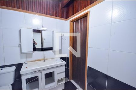 Casa à venda com 300m², 3 quartos e 1 vaga Casa à venda com 300m², 3 quartos e 1 vagaBanheiro da Suíte 1