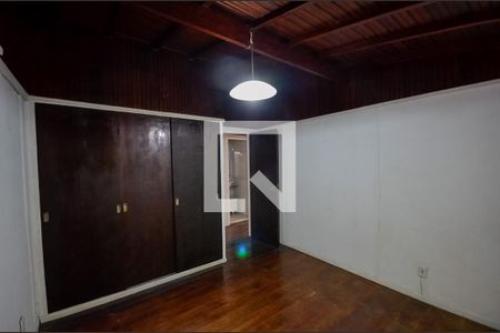 Casa à venda com 300m², 3 quartos e 1 vaga Casa à venda com 300m², 3 quartos e 1 vagaSuíte 1