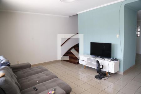 Sala de casa à venda com 3 quartos, 232m² em Vila Albertina, São Paulo