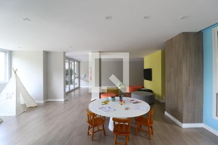 Apartamento à venda com 66m², 2 quartos e 2 vagas Apartamento à venda com 66m², 2 quartos e 2 vagasÁrea comum - Brinquedoteca