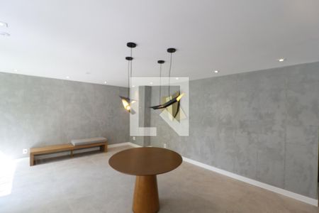 Apartamento à venda com 66m², 2 quartos e 2 vagas Apartamento à venda com 66m², 2 quartos e 2 vagasHall