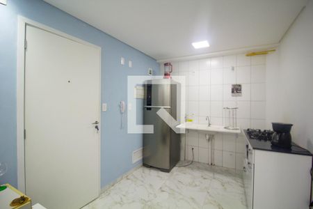 Sala/Cozinha de apartamento à venda com 1 quarto, 28m² em Vila Campanela, São Paulo