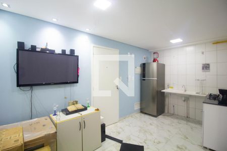 Sala/Cozinha de apartamento à venda com 1 quarto, 28m² em Vila Campanela, São Paulo