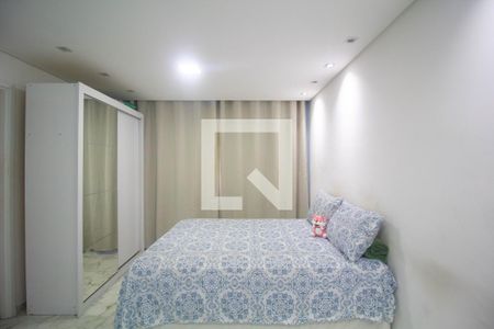 Sala/Cozinha de apartamento à venda com 1 quarto, 28m² em Vila Campanela, São Paulo